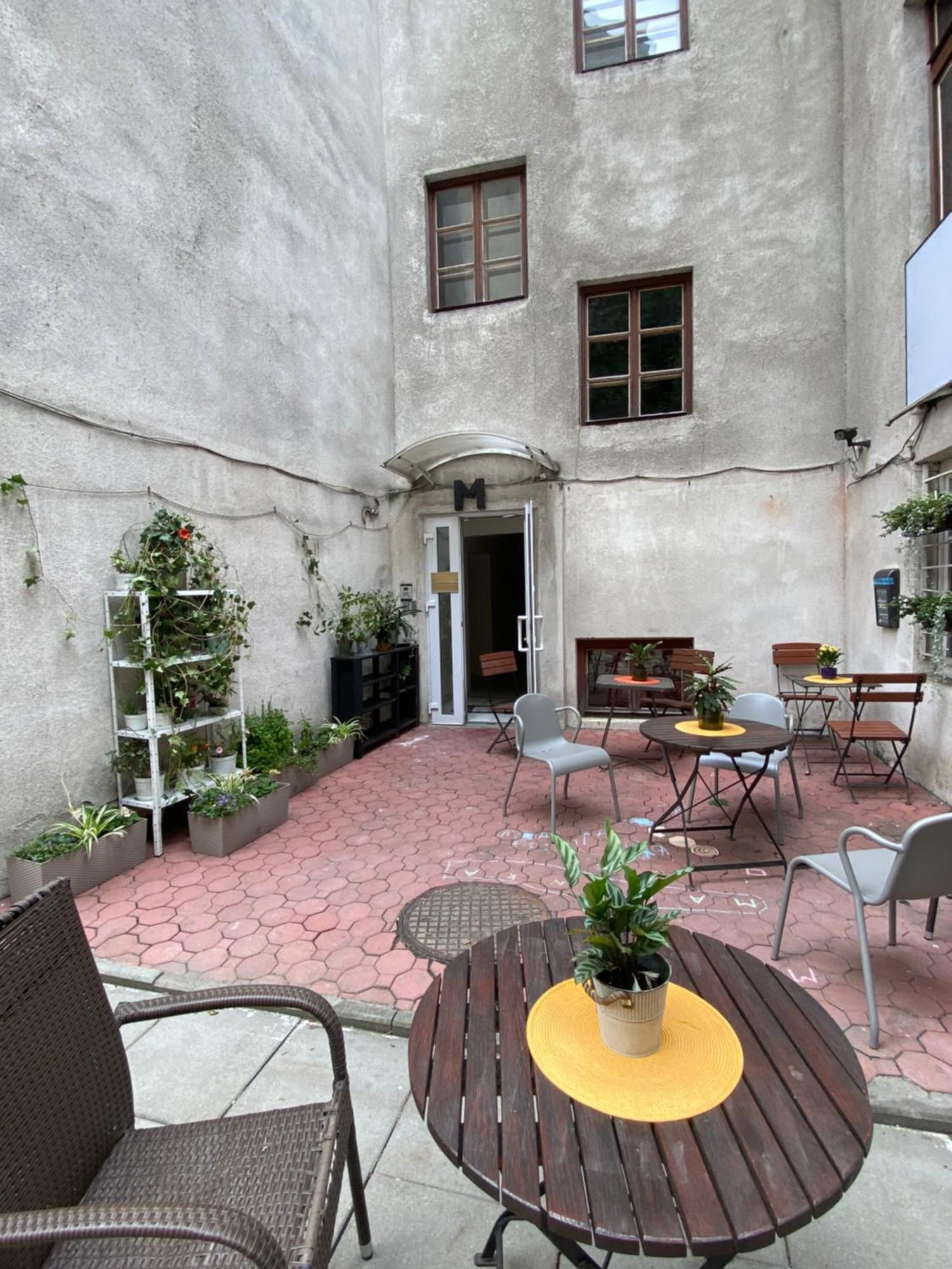 Art Inn Space Cracovia Esterno foto